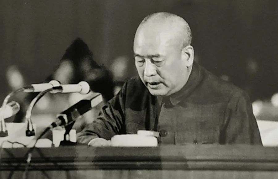 李聚奎上将.jpg