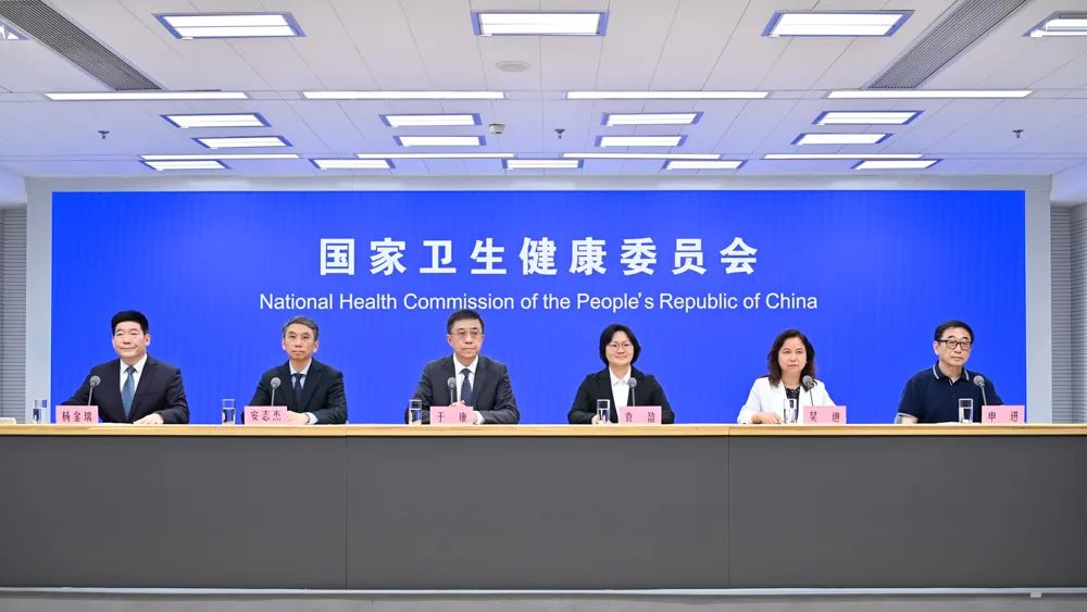 中疾控专家：百日咳、新冠、结核病如何预防？.jpg