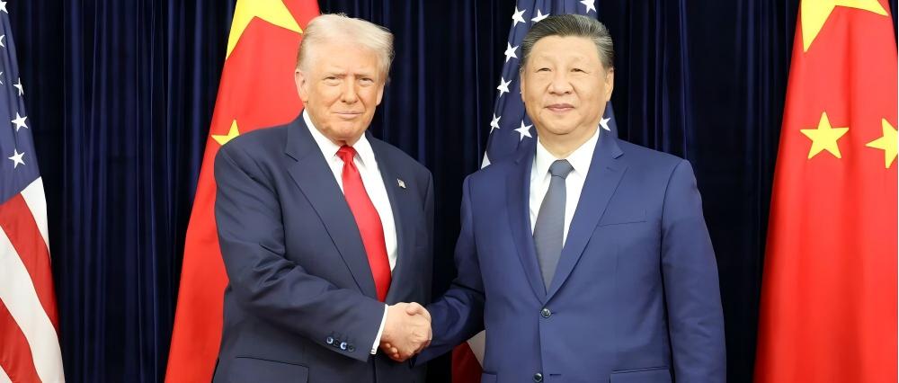 详细报道:习近平同美国总统特朗普在釜山举行会晤.jpg 详细报道:习近平同美国总统特朗普在釜山举行会晤.jpg