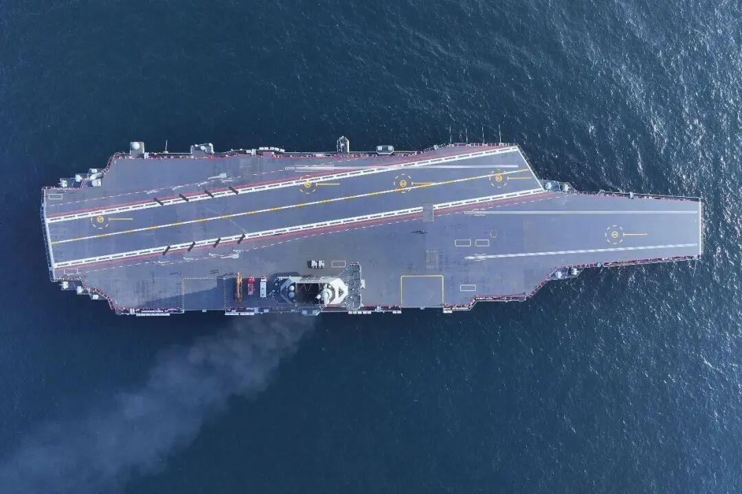 福建舰114.jpg 福建舰114.jpg