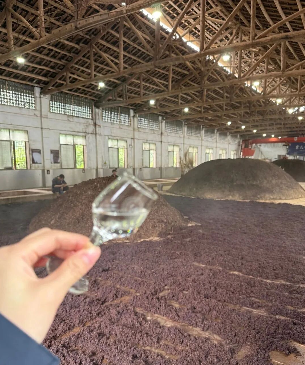 坤沙七个轮次酒烤完后的酒糟去哪里了？(图1)