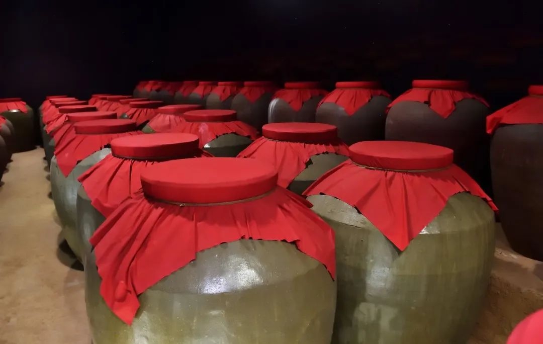 土陶酒坛.jpg 执行标准号写Q/开头,这瓶酒连国标都没达到(图4)