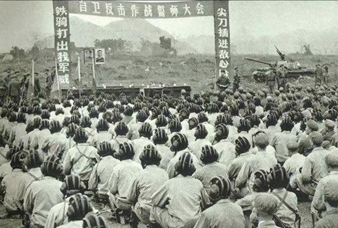 邓小平为何向毛泽东承诺永不翻案(图4)