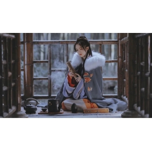 不为世事烦忧，只愿优雅一生